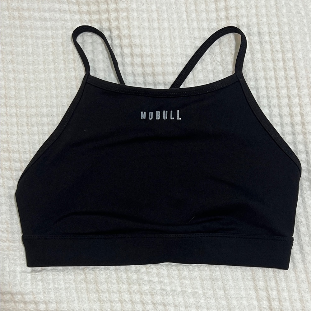 NOBULL Women's Sleek Black Sports Bra